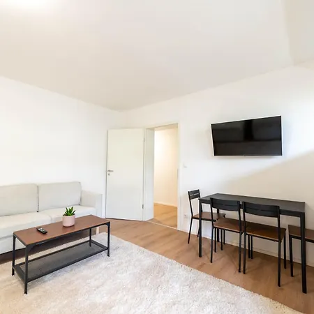 Backhome - Business&family - Lage, Parkplatz, Balkon, Waschmaschine, Netflix, 90qm, 24h Checkin - 8 *